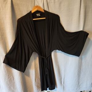 EUC Soma COOL NIGHTS Kimono-style sleeved Short Robe, Black color, size S/M